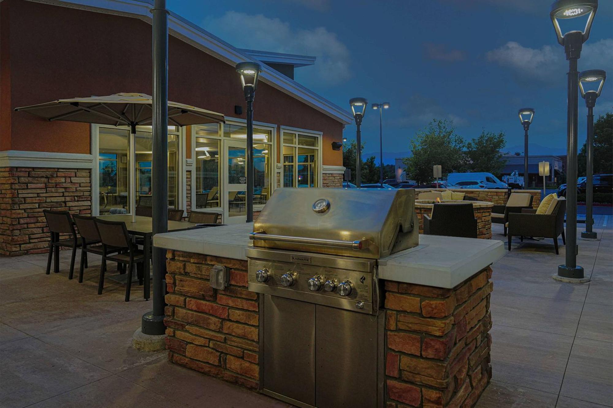 Residence Inn By Marriott Colorado Springs First & Main Exterior foto
